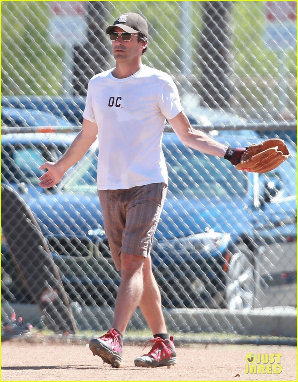 Jon Hamm on His Emmy Stage Climb: 'That Was Just Stupid': Photo 3469538 ...