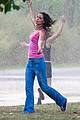 katie holmes dances in the rain with stefania owen 14