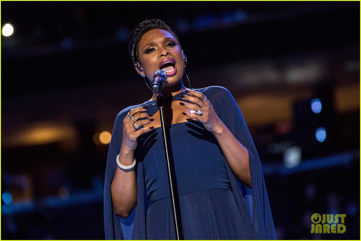 jennifer hudson shakira perform for pope francis in nyc 043471354