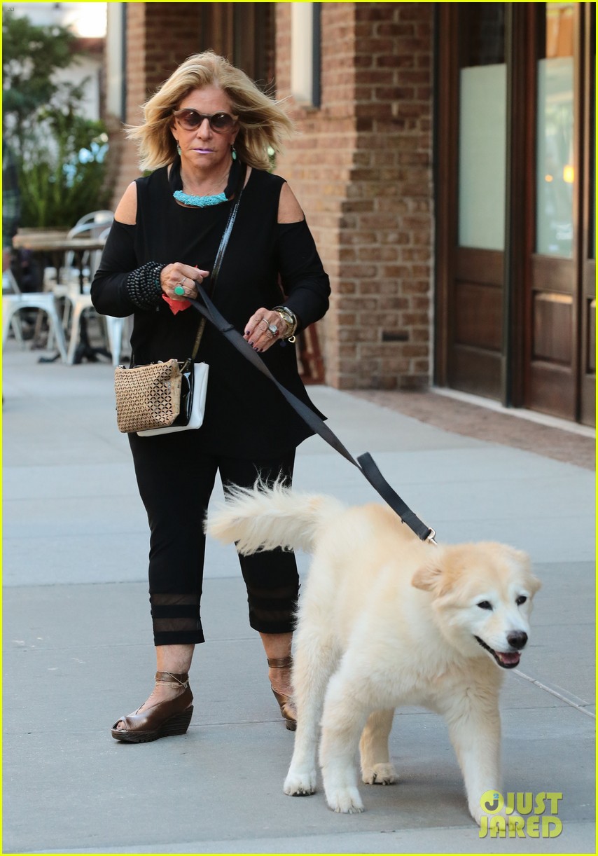 Irina Shayk Hangs Out with Bradley Cooper's Mom in NYC Photo 3460918