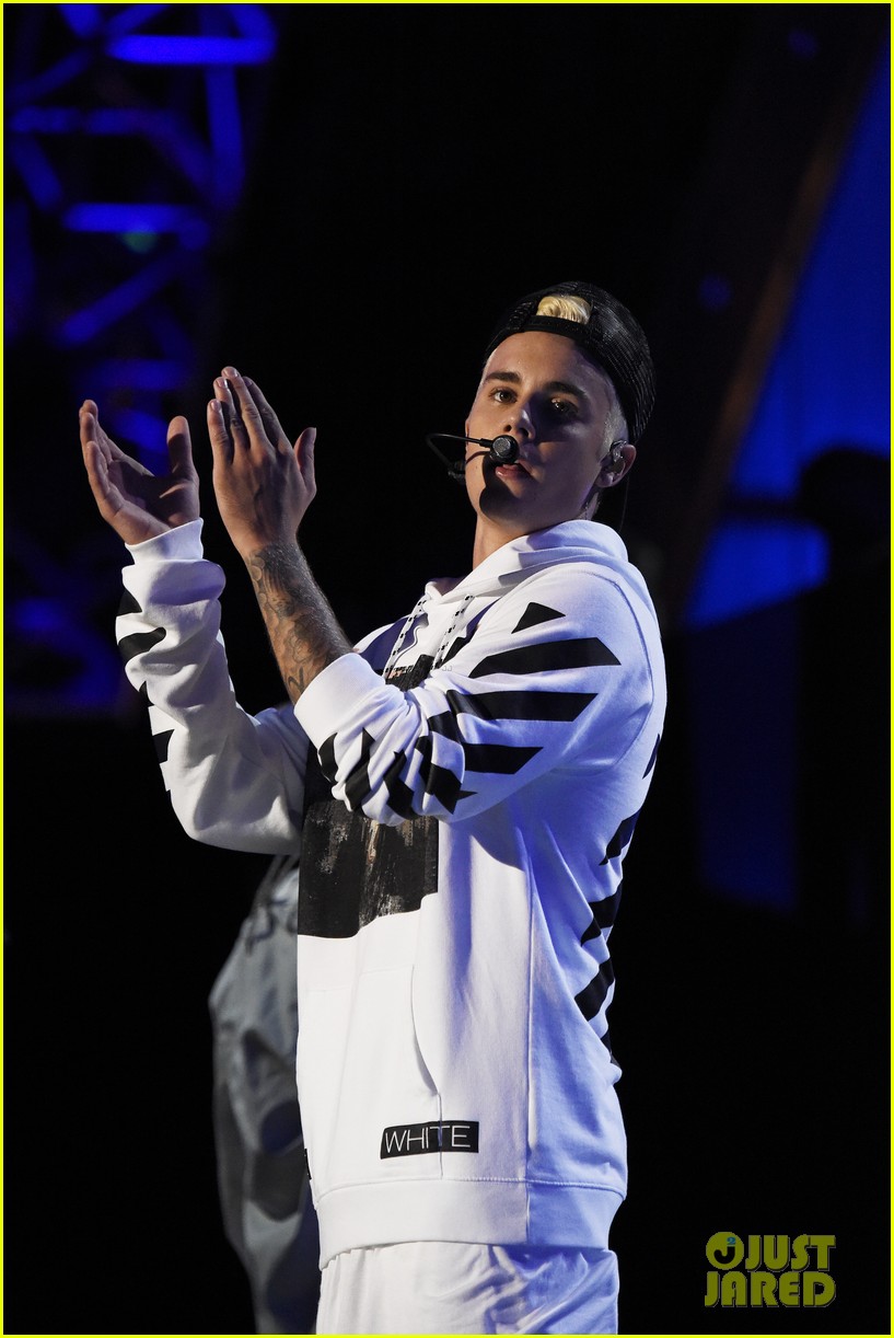 justin bieber think up performance watch here 12