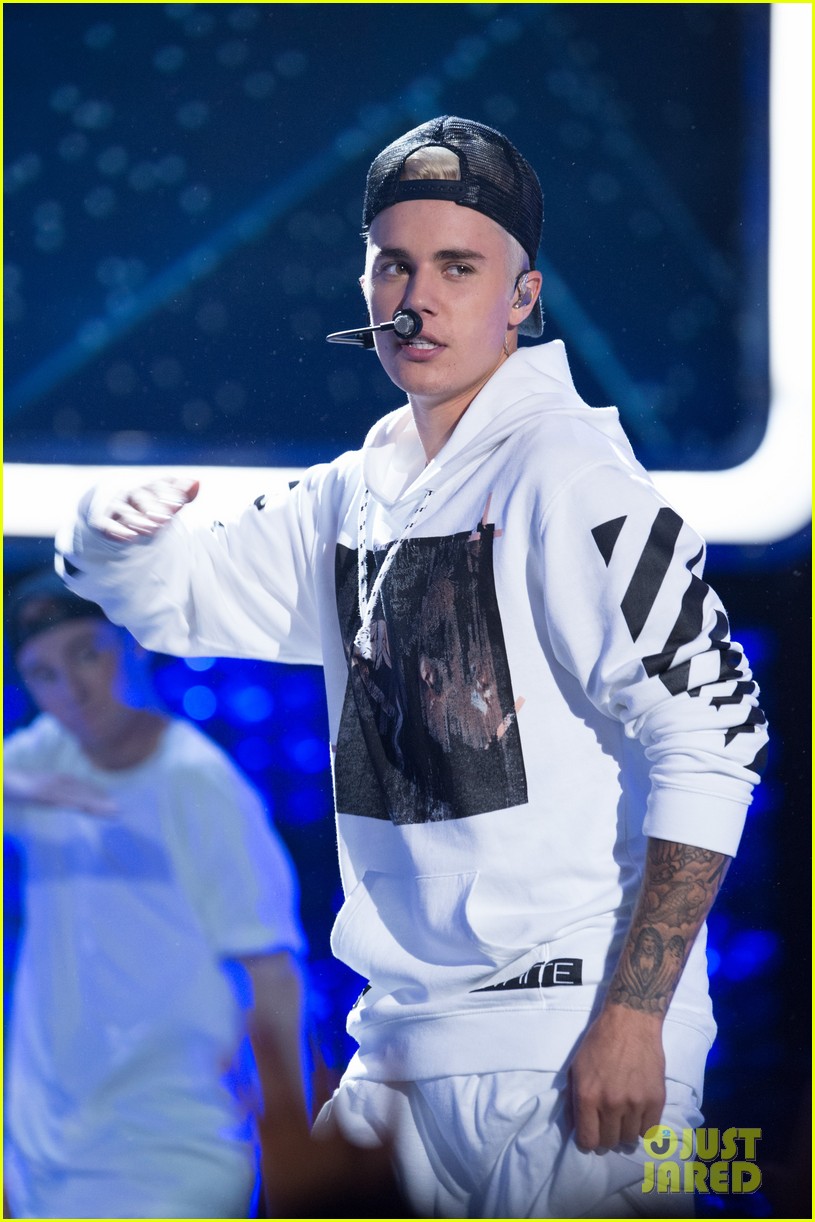 justin bieber think up performance watch here 273458459