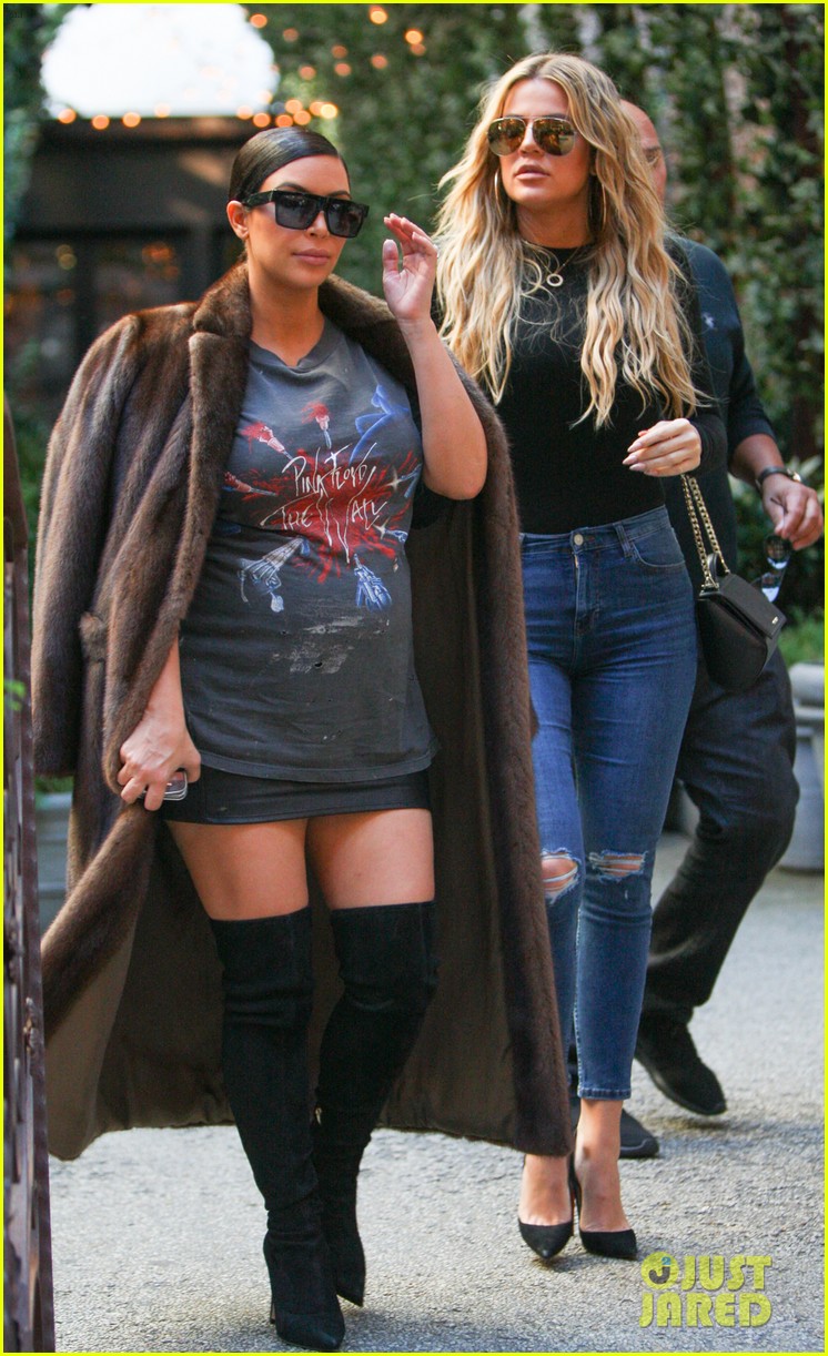 kim kardashian wears a fur coat in super hot nyc weather 17