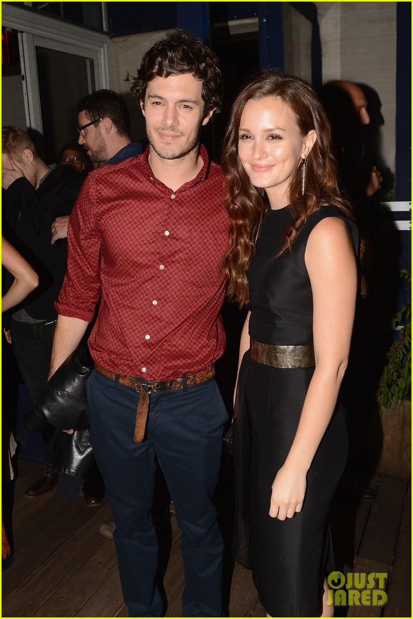 leighton meester adam brody welcome first child 053470175