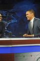 trevor noah makes daily show debut with jon stewart tribute kevin hart 02