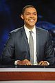 trevor noah makes daily show debut with jon stewart tribute kevin hart 08
