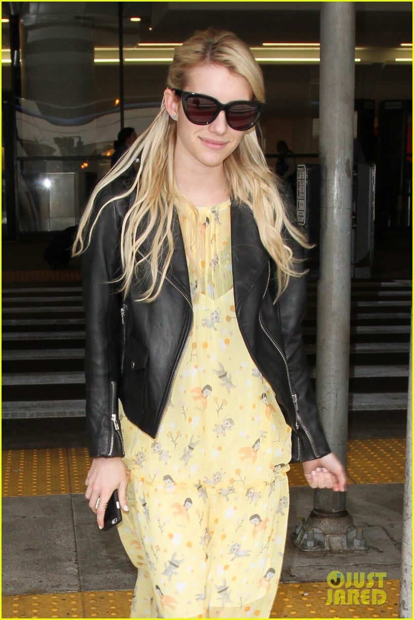 Emma Roberts Holds Hands With ExFiance Evan Peters; Ignites 'Are They(02)