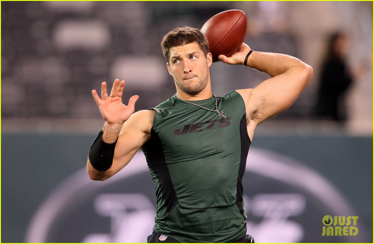 Tim Tebow Cut from the Philadelphia Eagles Photo 3453377 Photos