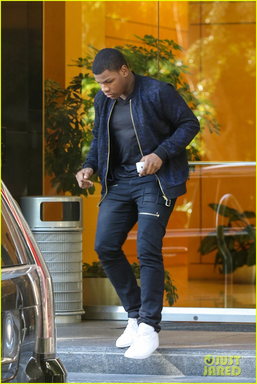 Photo: john boyega uses the force 07 | Photo 3495168 | Just Jared