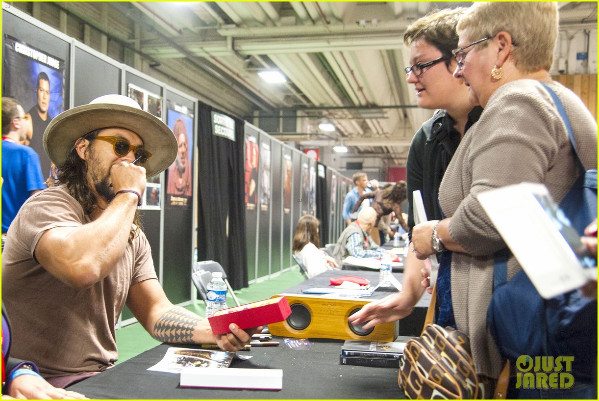 Emilia Clarke & Jason Momoa Had the Best 'Game of Thrones' Reunion in