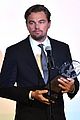 leonardo dicaprio looks better than ever at dga honors 23