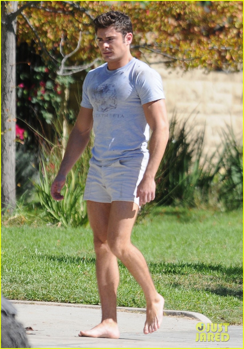 zac efron wears short shorts while filming neighbors 2 173492000