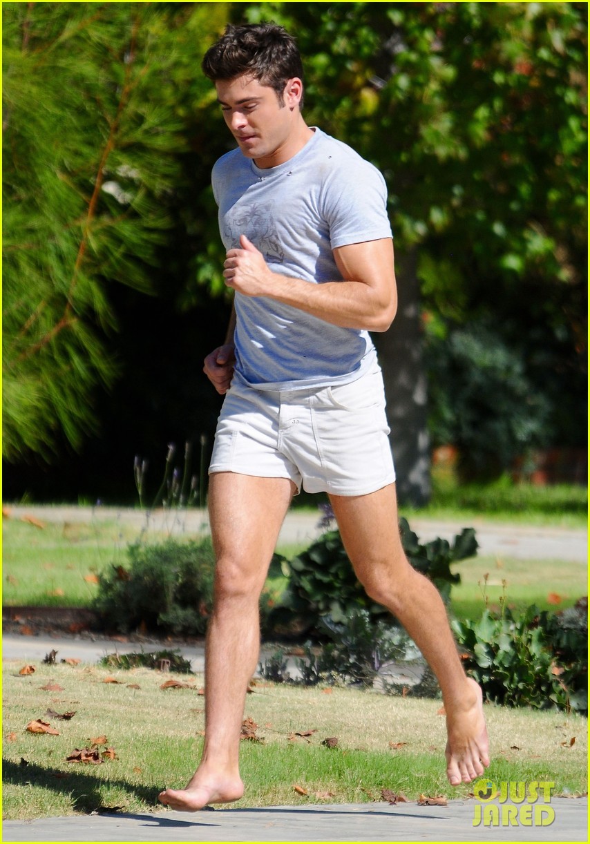 zac efron wears short shorts while filming neighbors 2 25