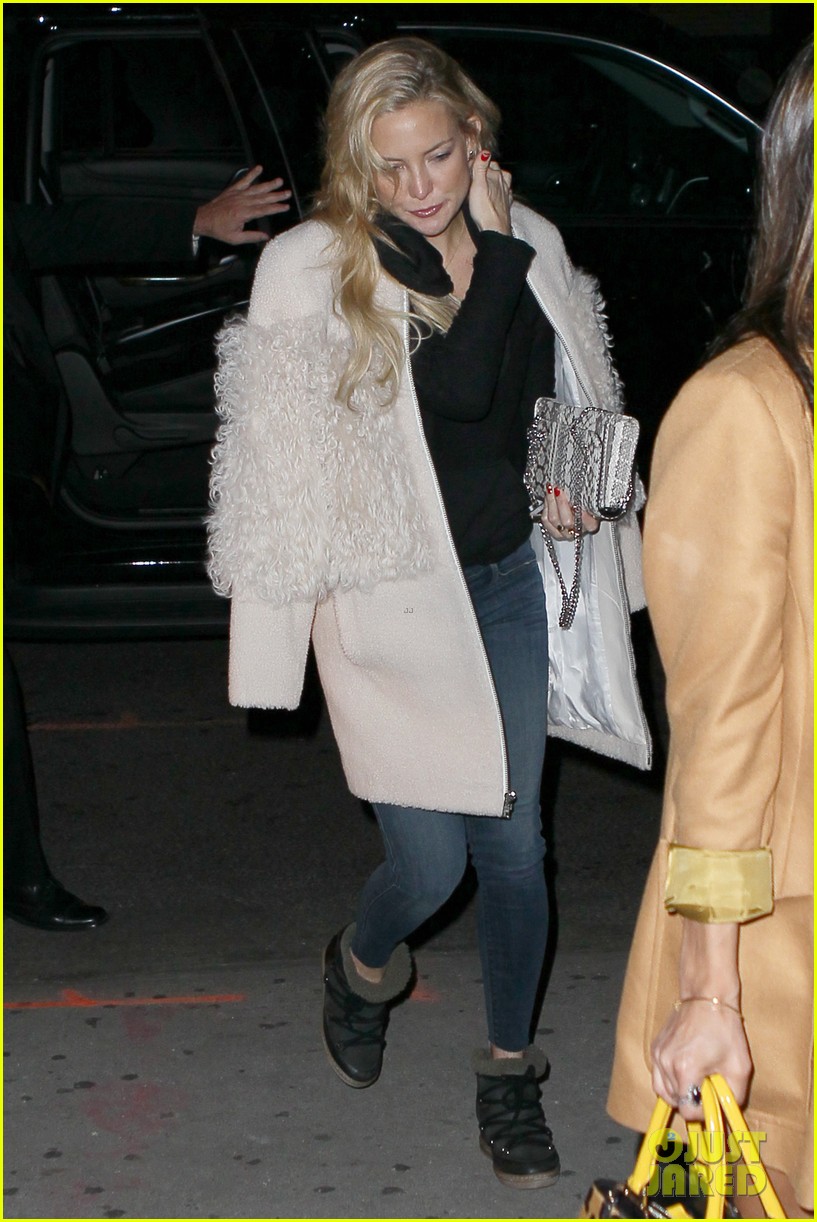 kate hudson in love after nick jonas date 053485486
