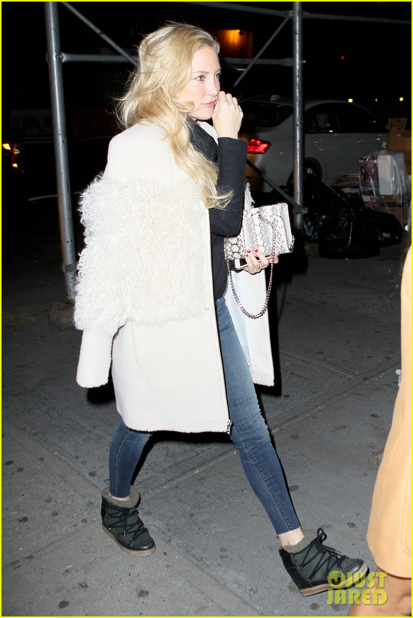 kate hudson in love after nick jonas date 123485493