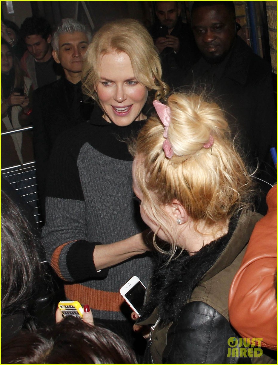 Nicole Kidman Says She Puts Her Family Before Her Career Photo 3482846(01)