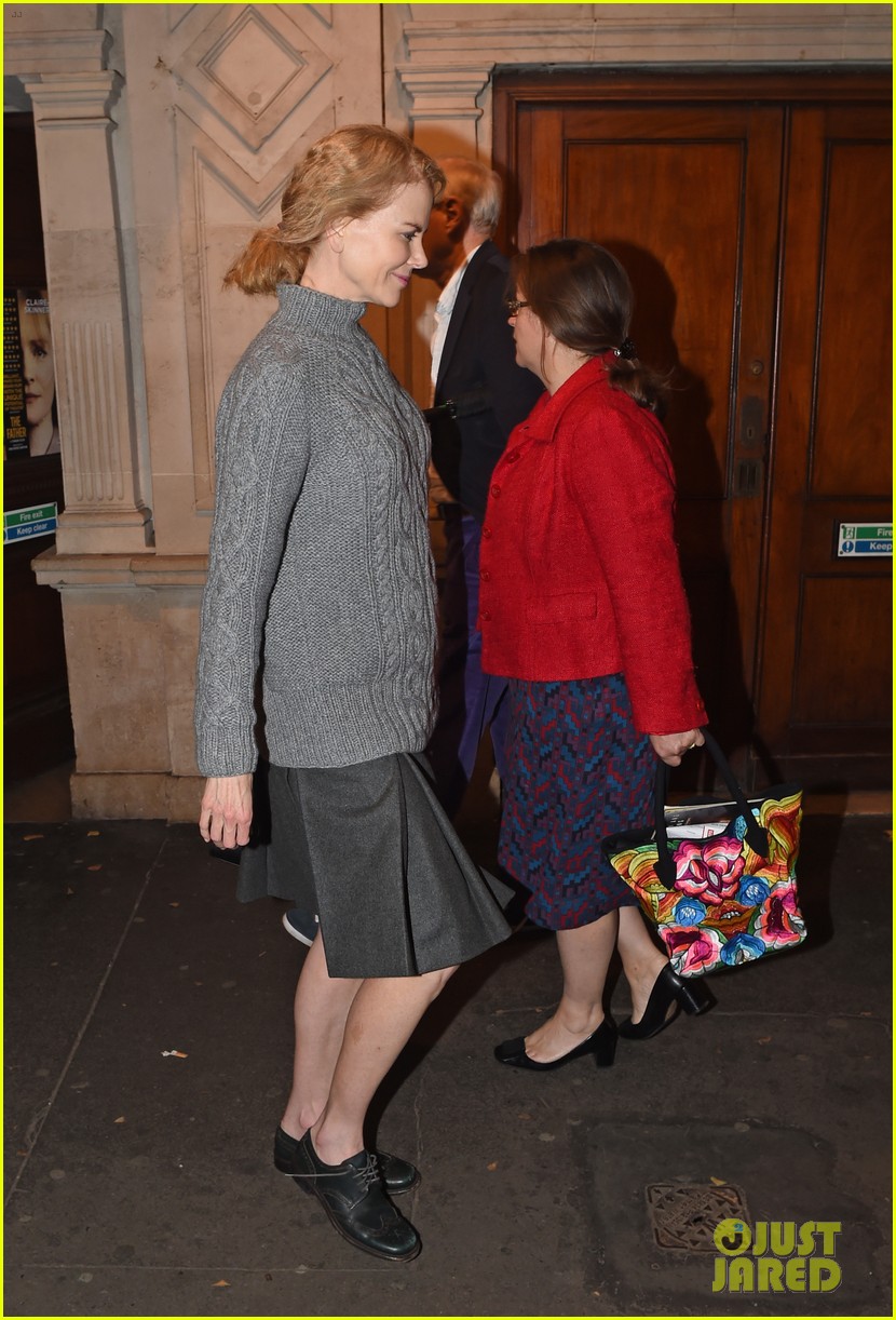 Nicole Kidman Steps Out After Daughter Isabella's Wedding Photo(00)