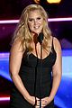 amy schumer ties anal joke to charlie the chocolate factory 41