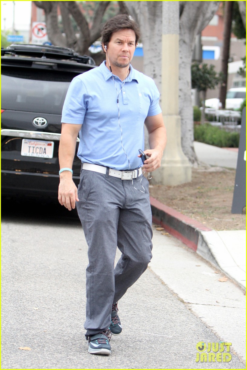 mark wahlberg steps out for breakfast in a tight shirt pants 103485860
