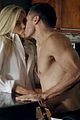 nick wechsler goes shirtless on the player 04