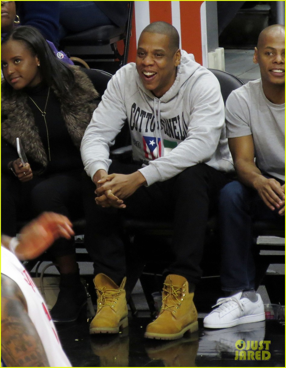 Beyonce & Jay Z Checked Out Britney Spears' Vegas Show! Photo 3513859(01)