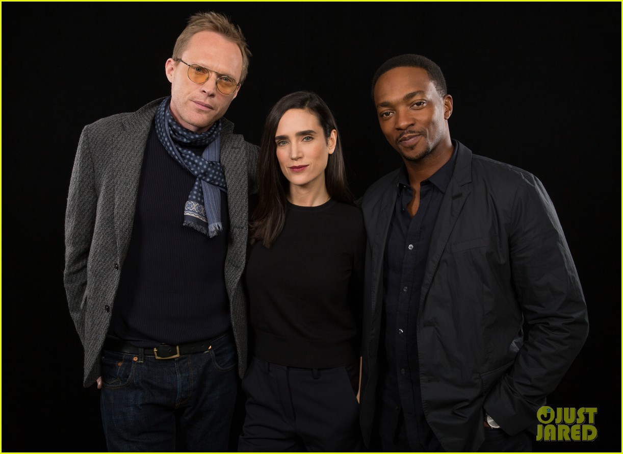 jennifer connelly feels very creatively aligned with hubby paul bettany 01