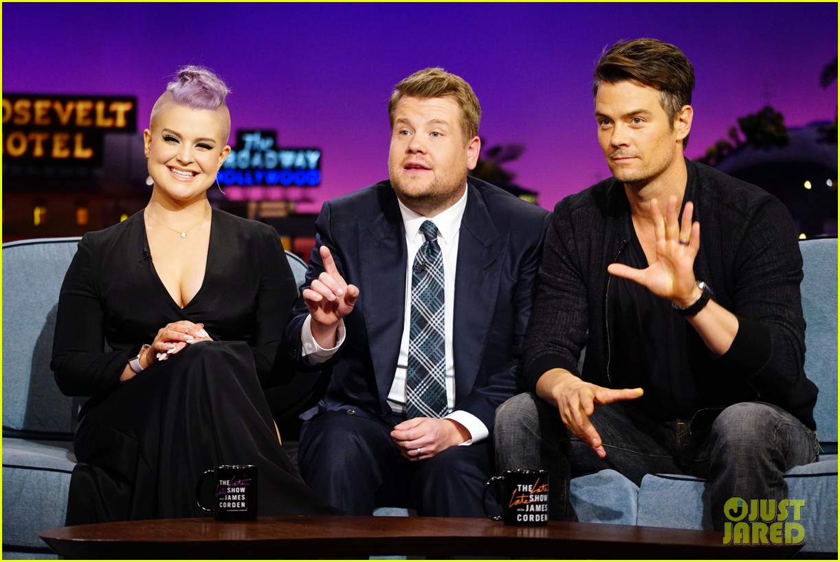 Josh Duhamel Reveals the Pickup Line He Used on Fergie Watch Now