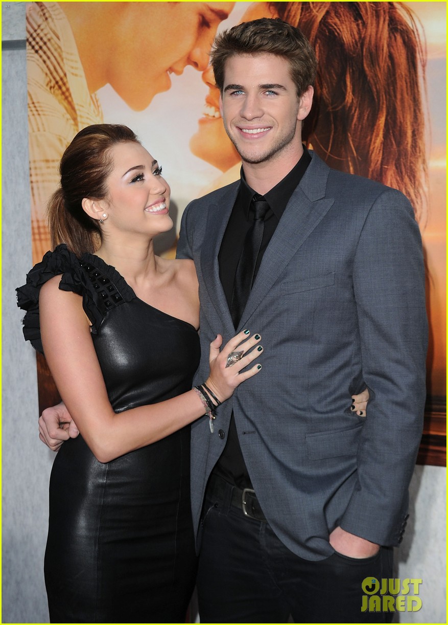 Liam Hemsworth Adopts a Dog with Ex Miley Cyrus' Help! Photo 3509477(02)