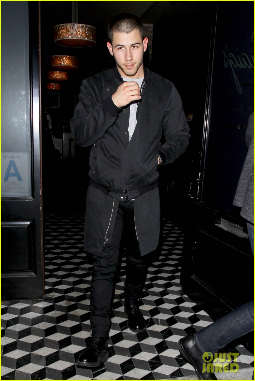 Nick Jonas & Demi Lovato VIP Future Now Tour Tickets Are Going For(00)