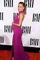 pregnant jana kramer flaunts baby bump in form fitting dress 01