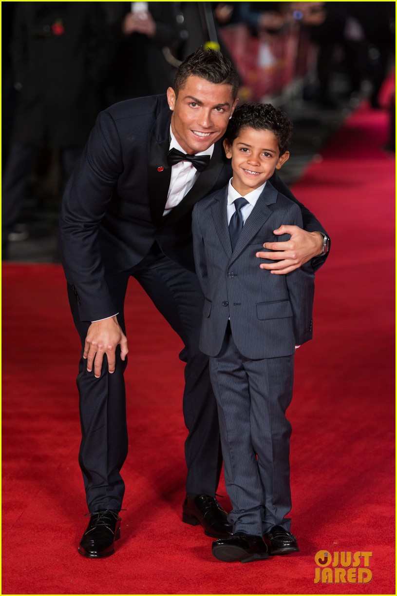cristiano ronaldo wont tell his son who his mom is yet 013507854