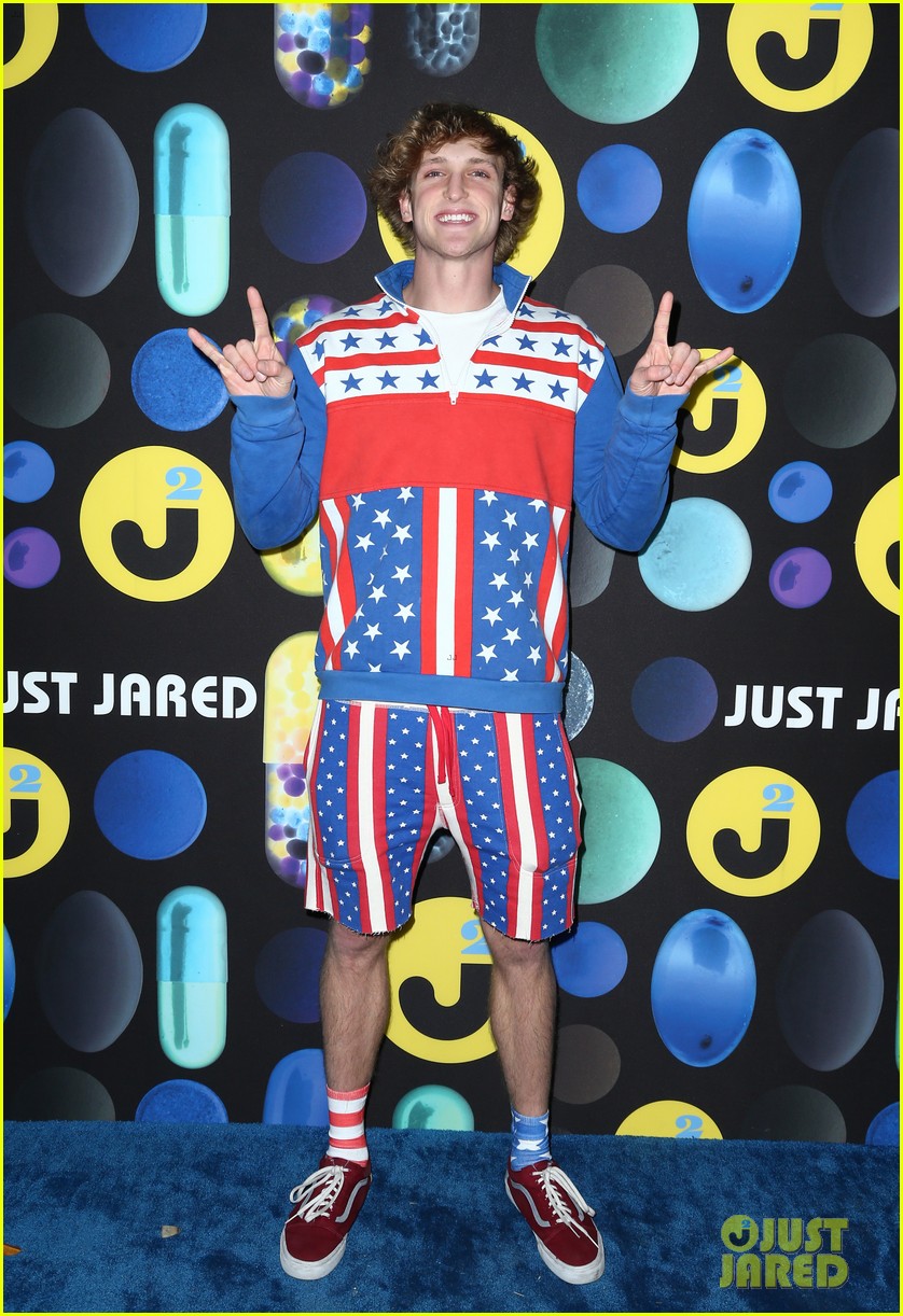 mark salling dresses as jared eng at the jj halloween party 033497069