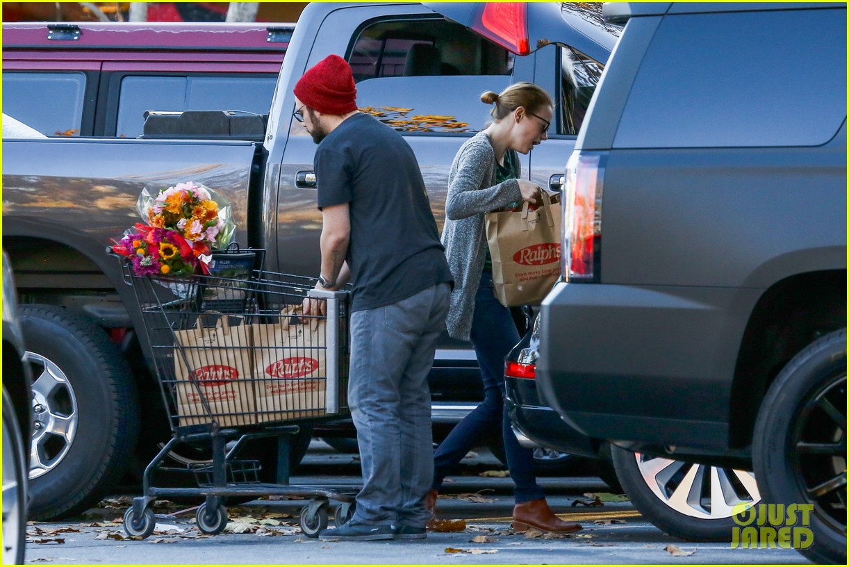 emma stone stocks up after thanksgiving 053518737