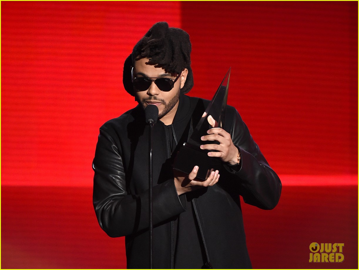 the weeknd american music awards 2015 063515281