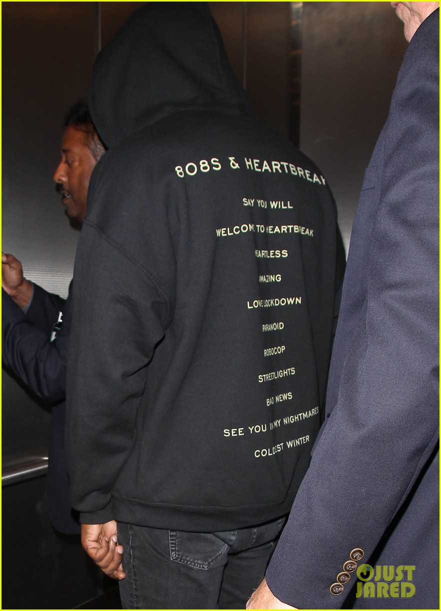 kanye west cant stop thanking the paps 033507761