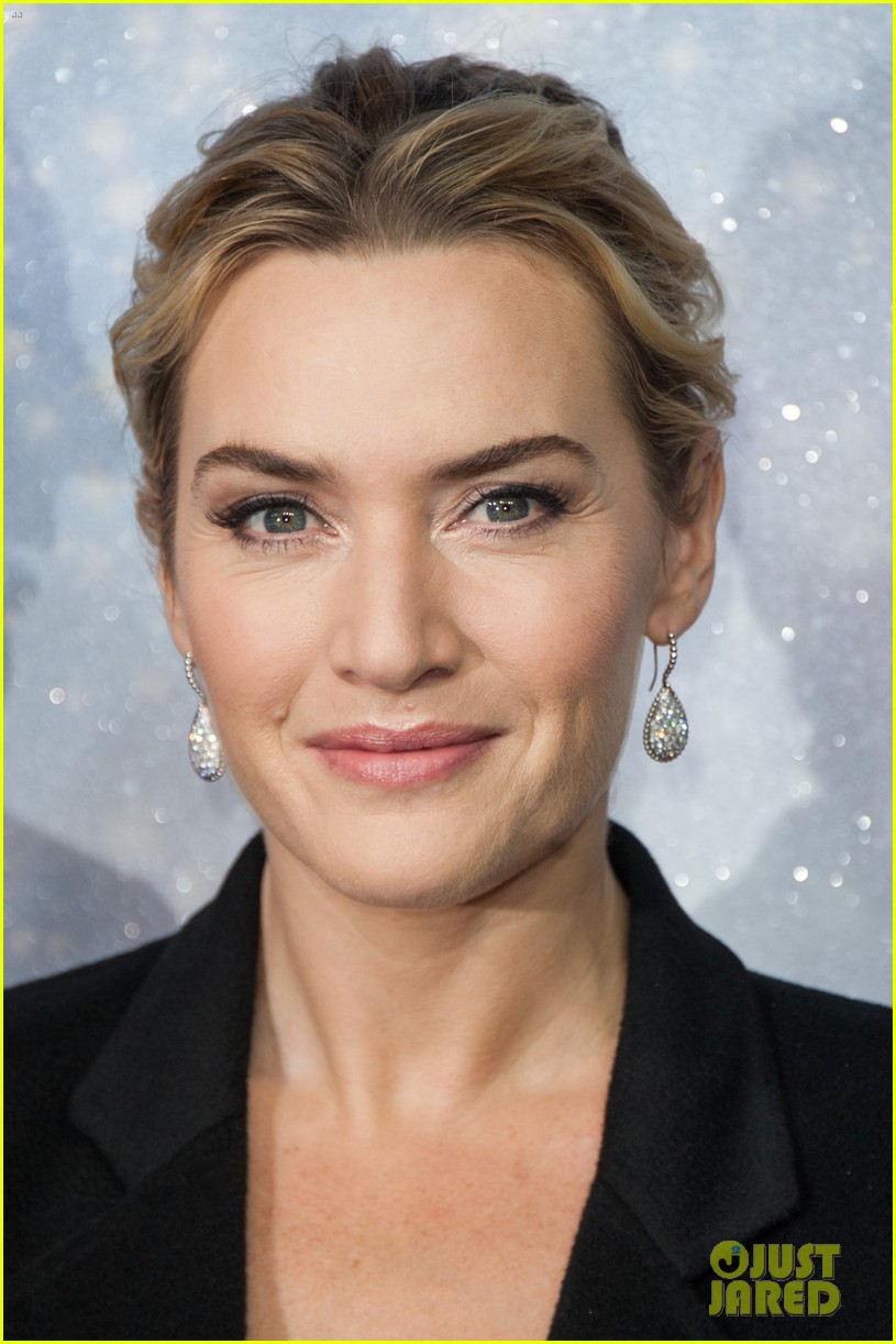 Kate Winslet Reveals Why People Make Oscar Speeches in Her Bathroom