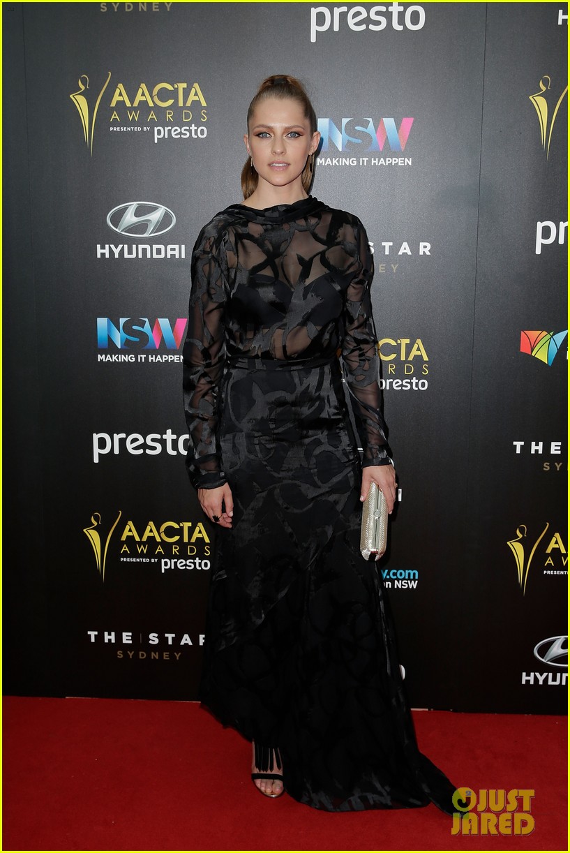 cate blanchett is honored with longford lyell award at 2015 aacta awards 023526083