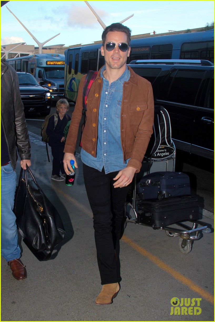 matt bomer flies out of los angeles with hubby simon halls 083529211