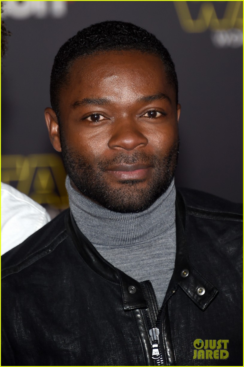 Zach Braff & Donald Faison Reunite at 'Star Wars' Premiere! Photo