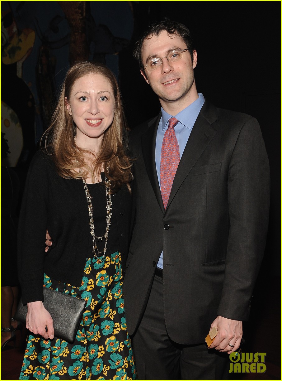 chelsea clinton pregnant with second child 053536037