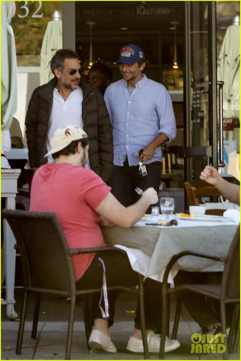 bradley cooper lunch in pacific palisades 143537593