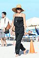bethenny frankel has fun day at the beach with brittny gastineau 04