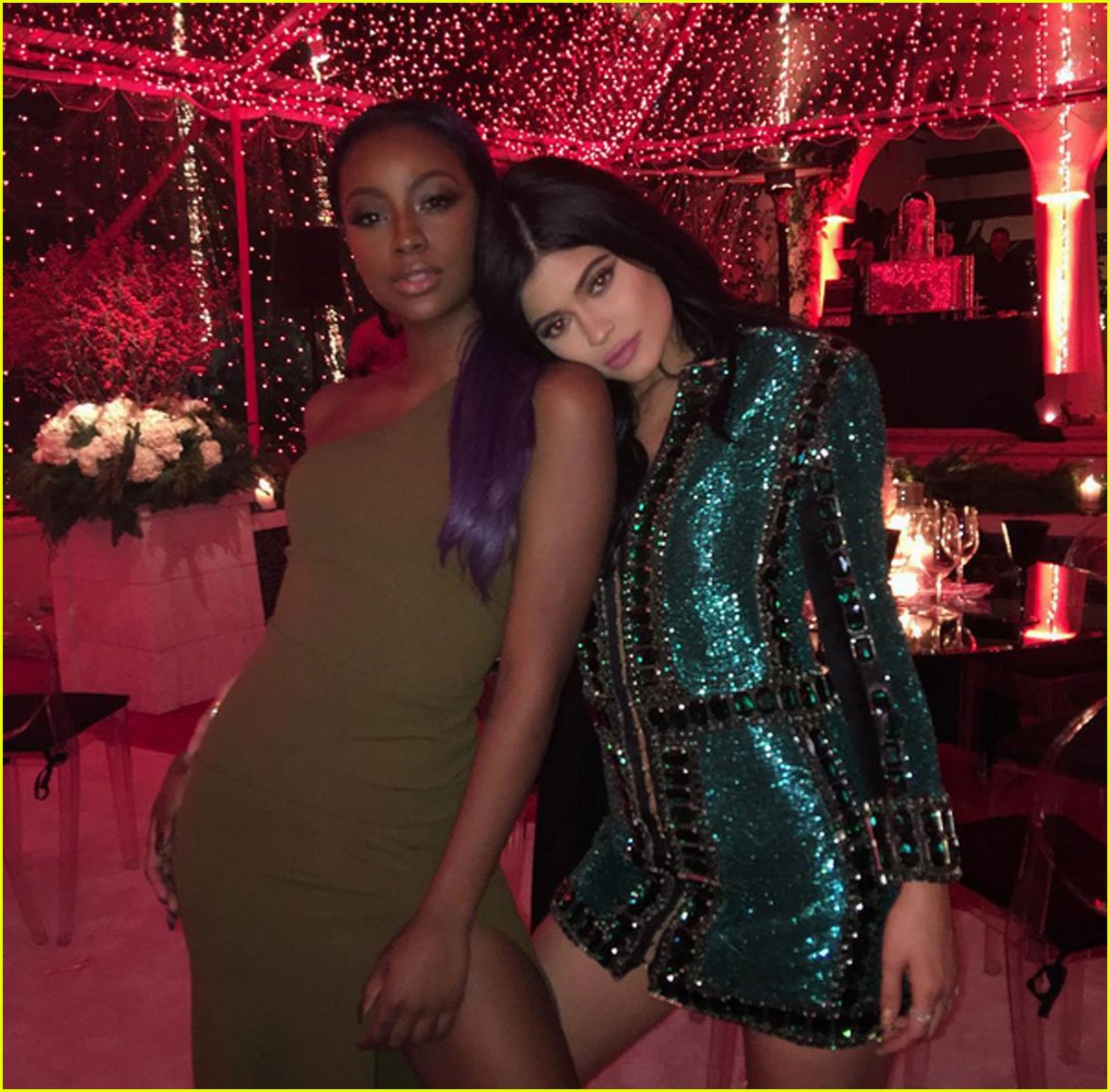 kylie jenner at 2015 kris christmas party 12
