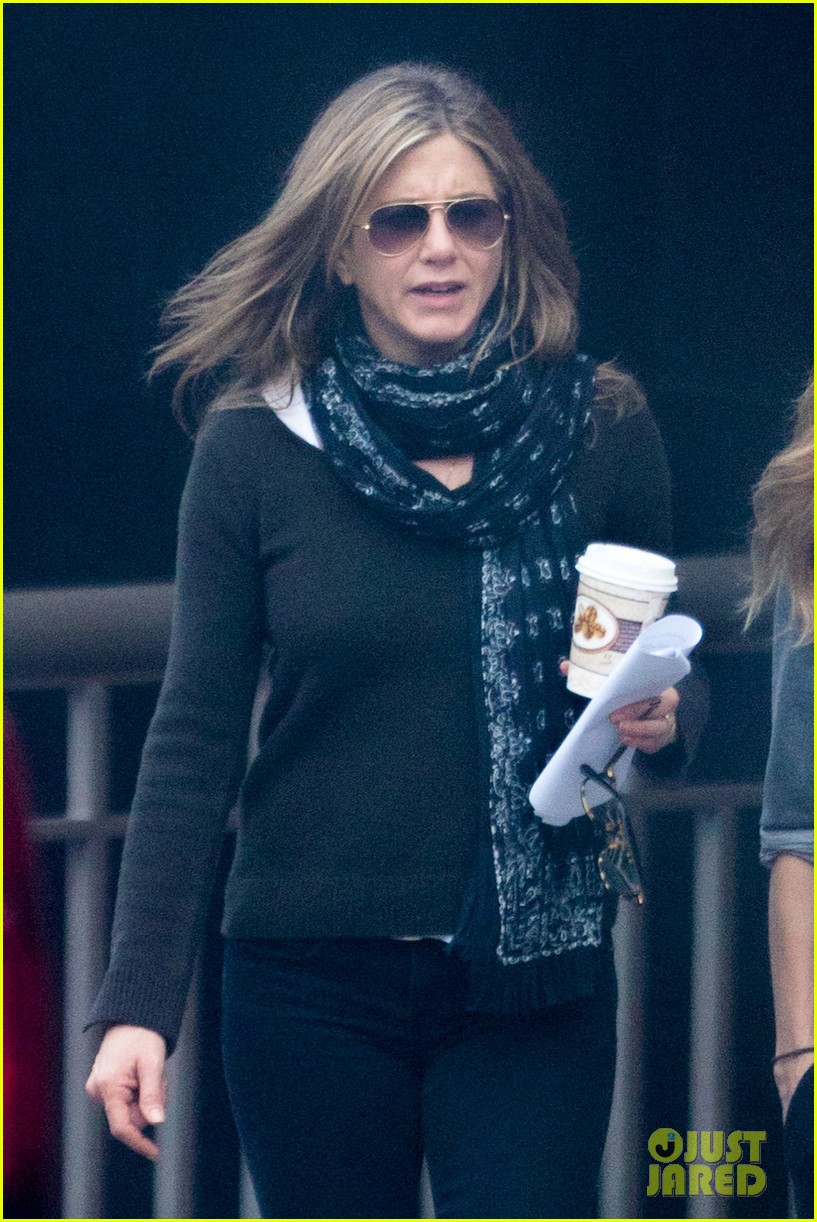 jennifer aniston gets to work on new film in atl 043530241