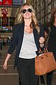kate upton jets out of town after lacma rain 29