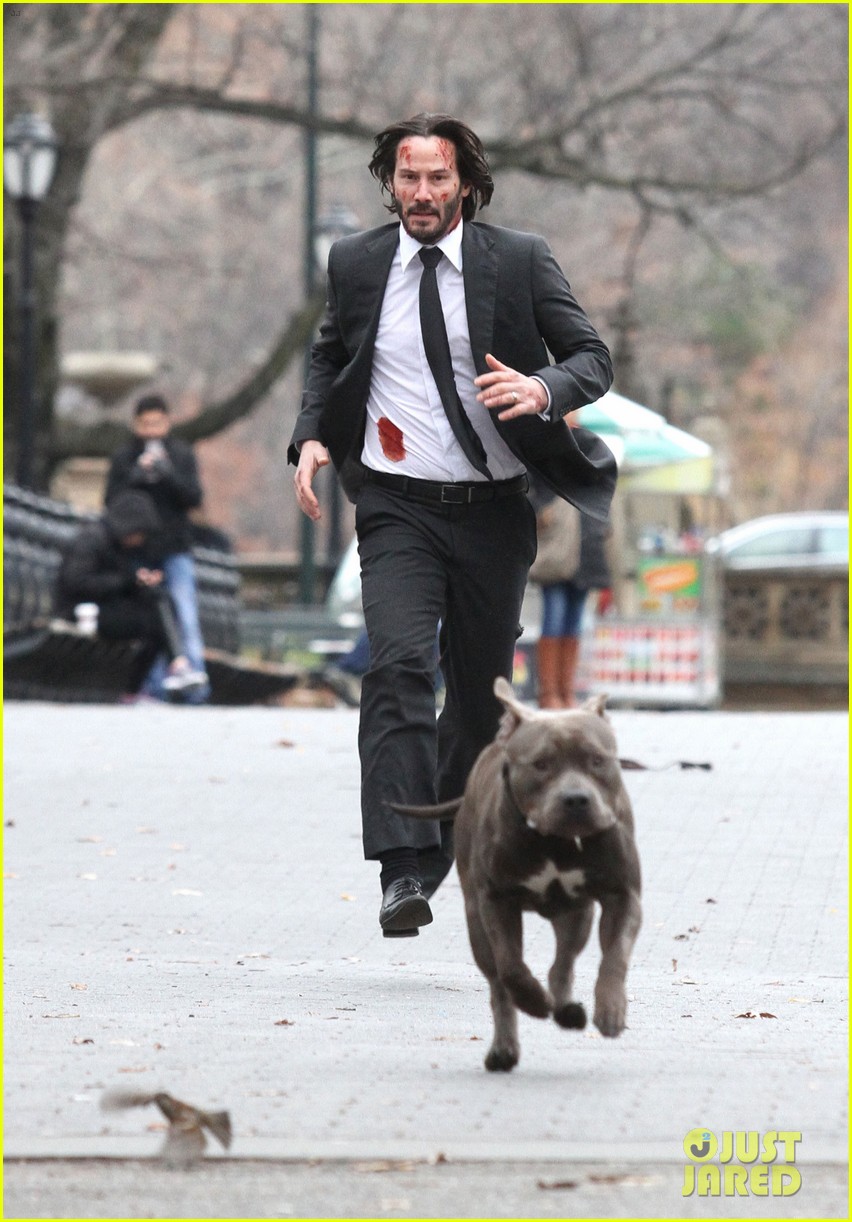 keanu reeves wraps up john wick 2 nyc filming before holidays 11