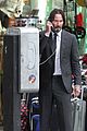keanu reeves wraps up john wick 2 nyc filming before holidays 15