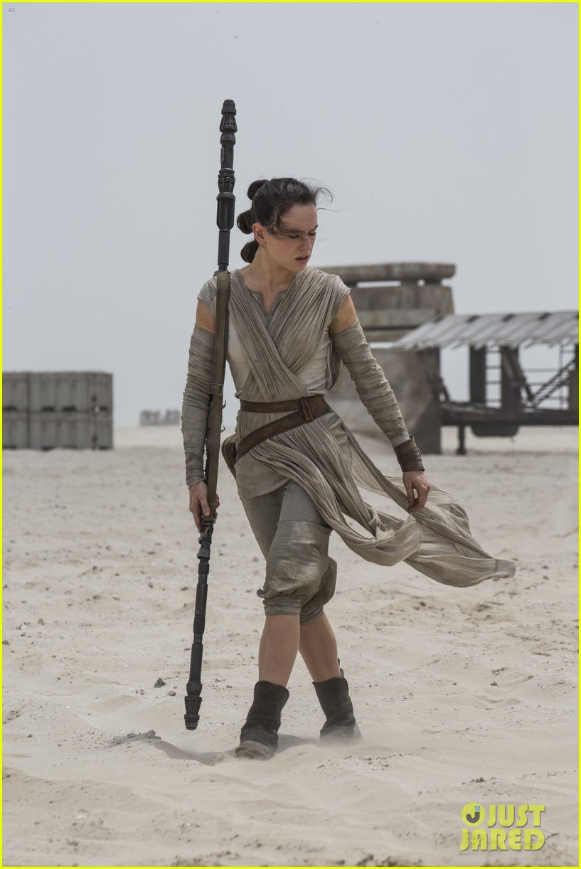 who are reys parents in star wars 053533895