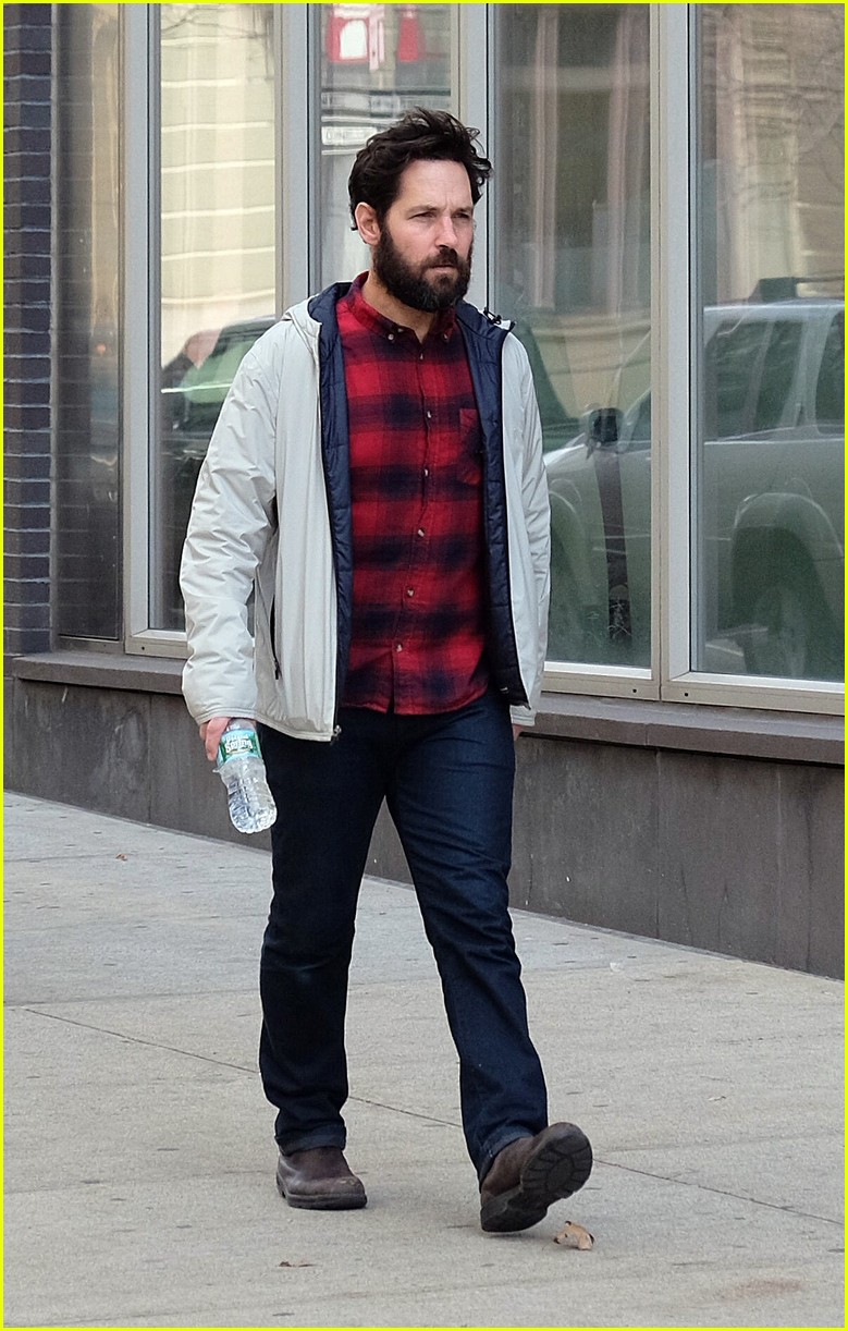 Paul Rudd Auctions Off Personalized Voicemail for Alzheimer's Charity ...