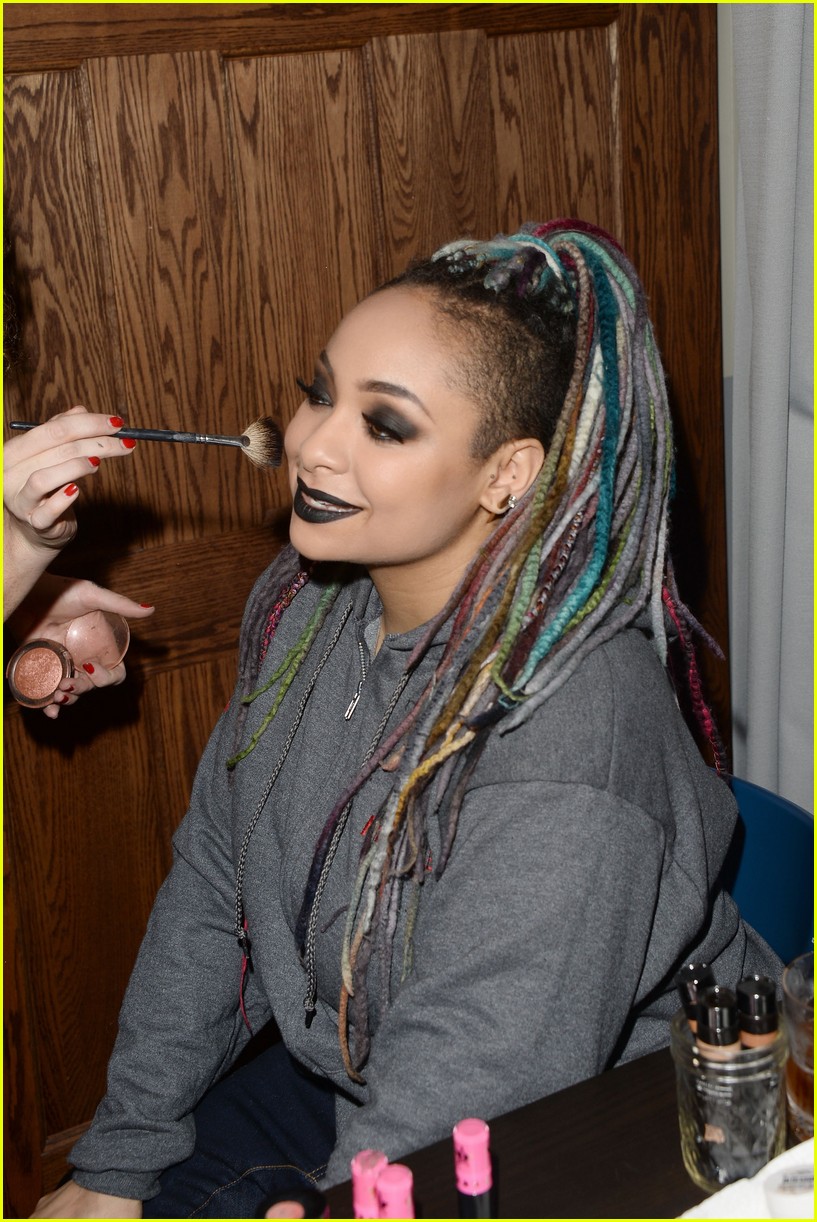 Raven-Symone Thanks Disney Channel After Her 30th Birthday Bash: Photo